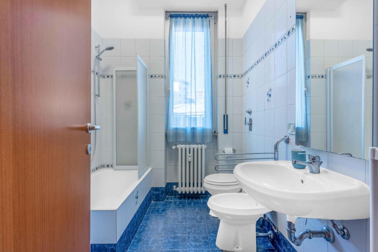 Appartamento Zona Navigli - Smart House Con Tv 50 E Fast Wifi Milano Esterno foto